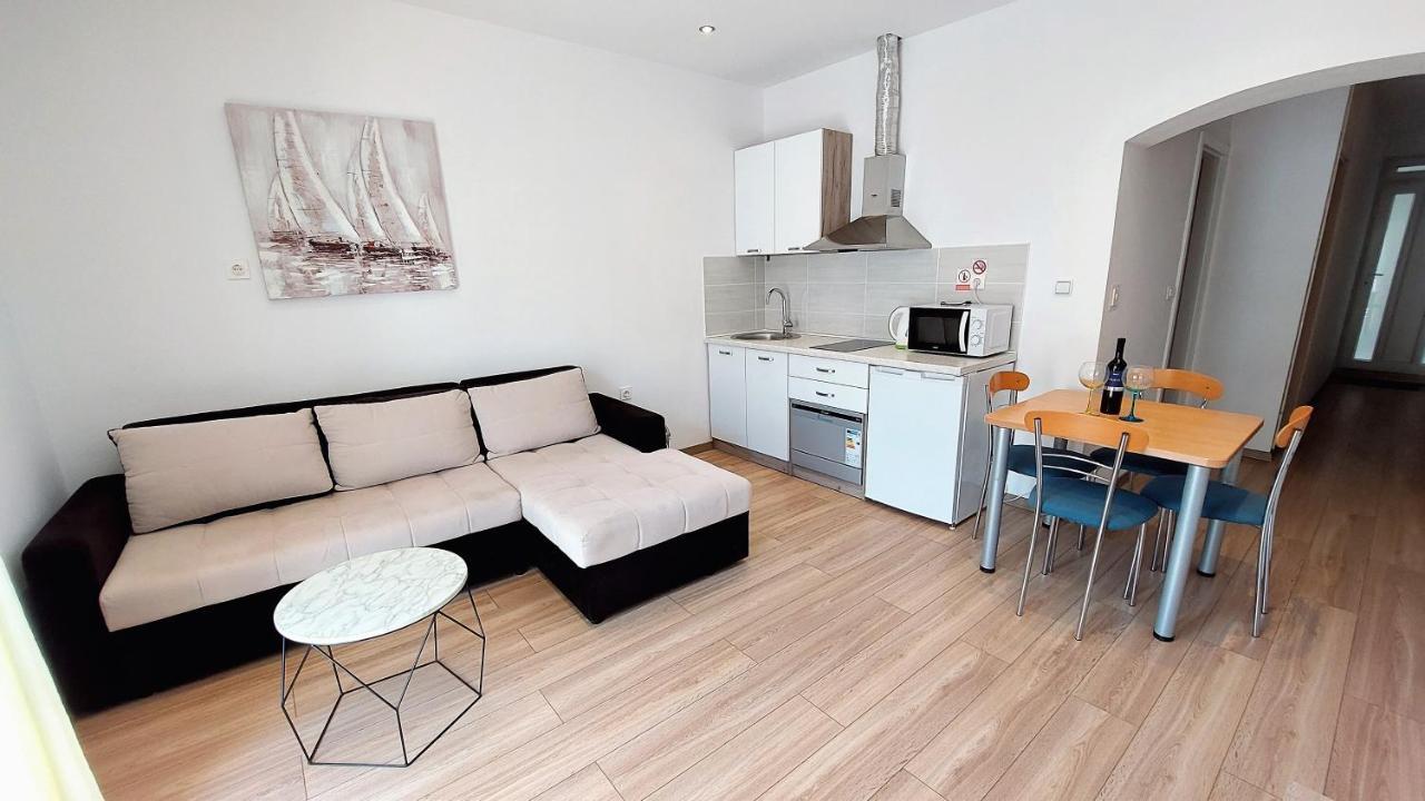 Apartman Anita Jesenice  Eksteriør bilde